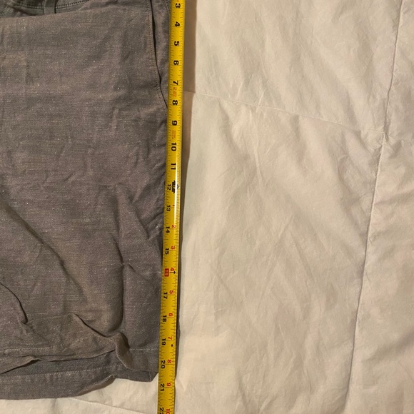 Banana Republic dress shorts - Picture 3 of 3